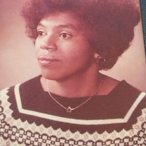 Meet your Posher, Alia